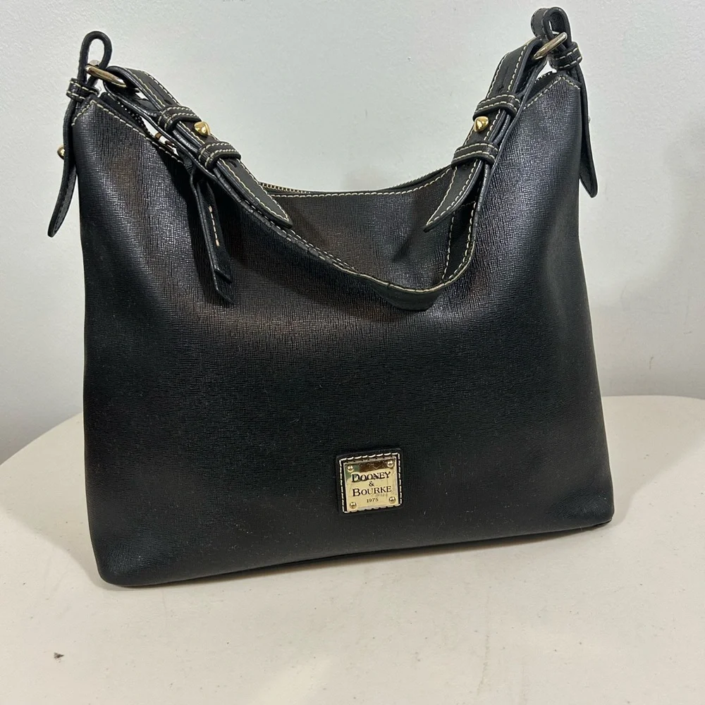 Dooney and Bourke staffiano leather purse